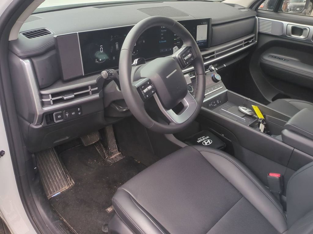Used 2025 Hyundai Santa Fe XRT AWD/4WD image 12