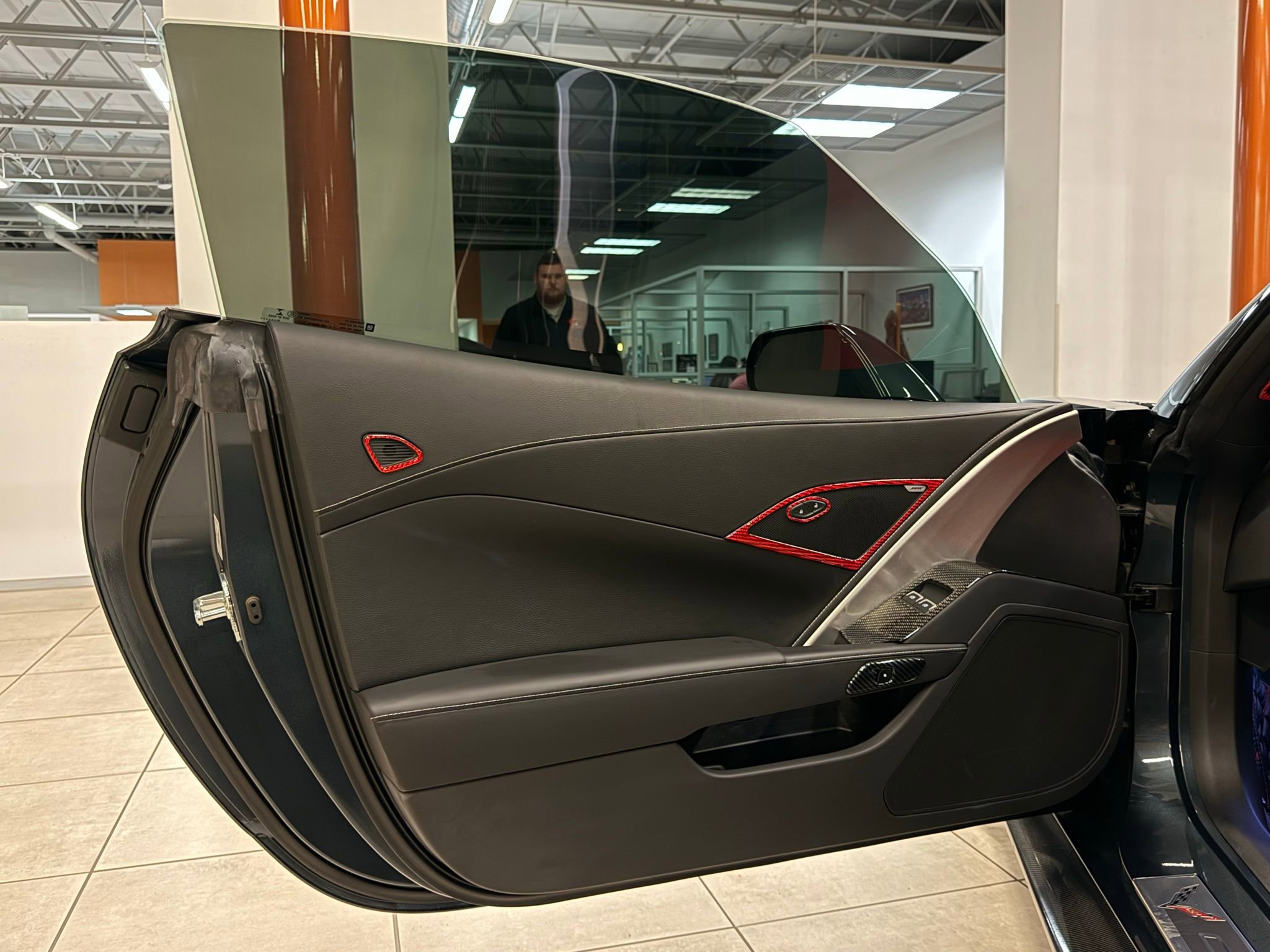 Used 2019 Chevrolet Corvette Stingray Coupe w/ Carbon Flash Badge Package image 36