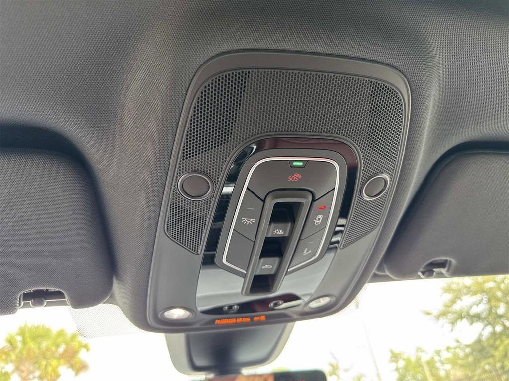 Used 2024 Audi SQ7 Premium Plus w/ S Sport Package image 28