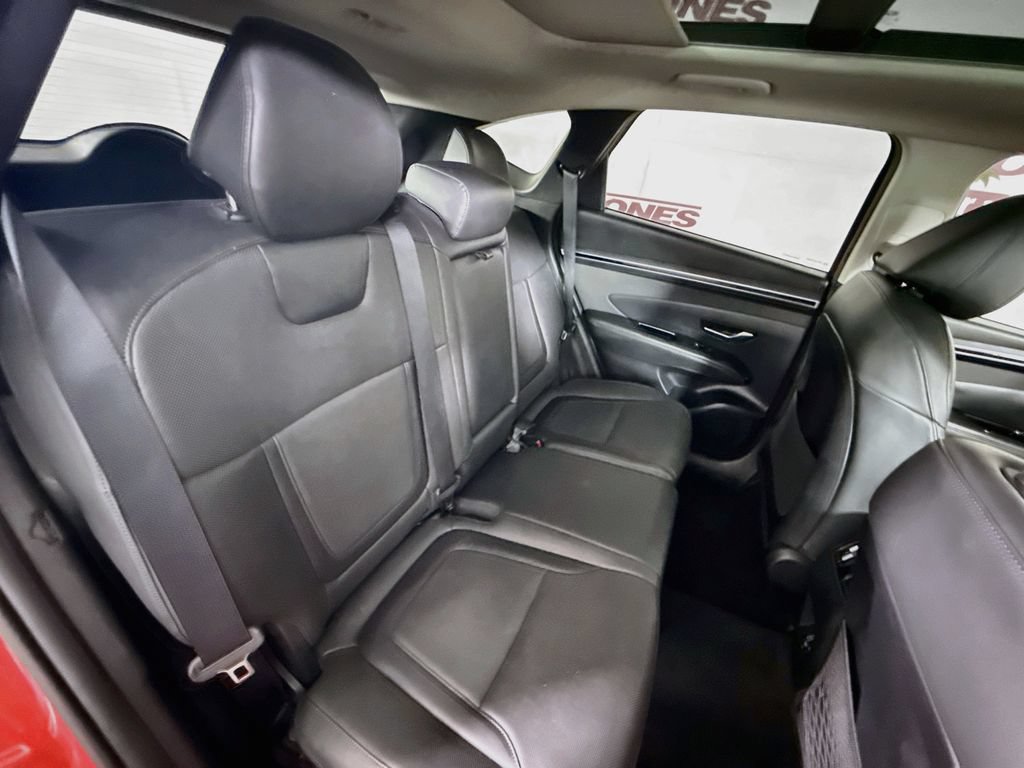 Certified 2022 Hyundai Tucson Limited FWD image 33