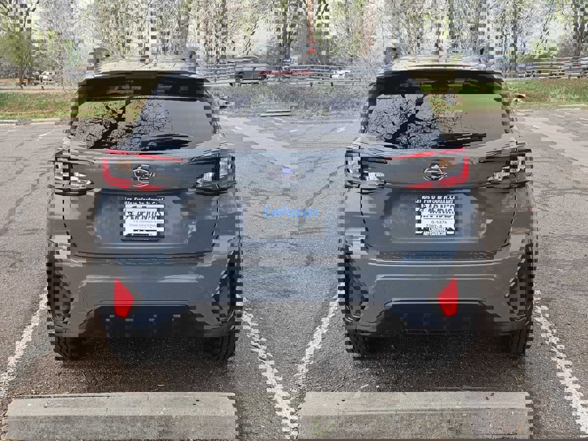 Used 2024 Subaru Crosstrek 2.0i Premium image 4