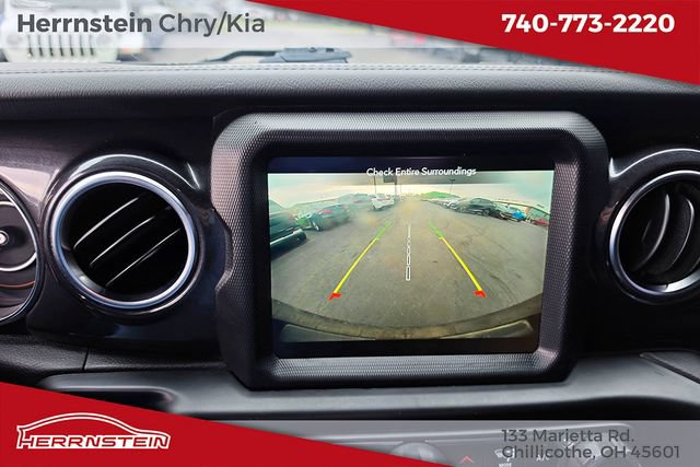 Used 2022 Jeep Wrangler Unlimited Sahara AWD/4WD image 19