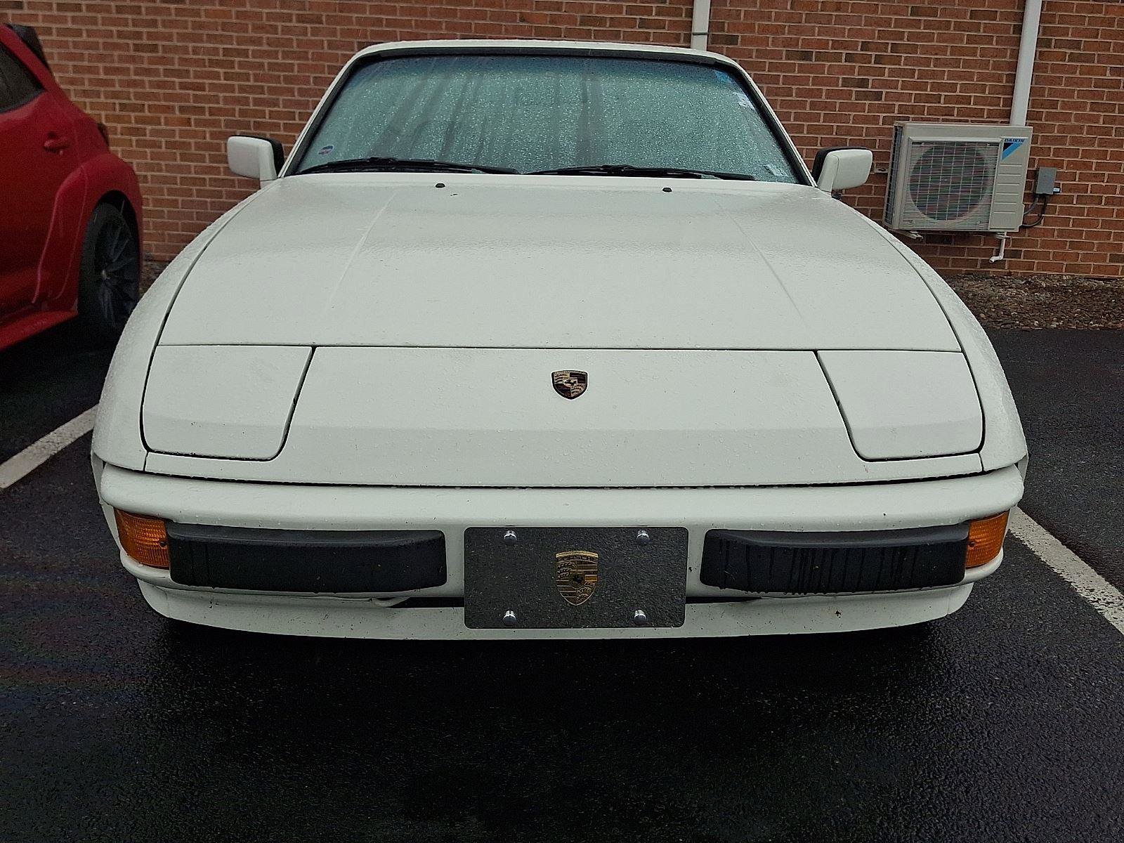 Used 1987 Porsche 924 S RWD image 2