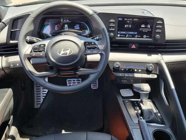 New 2026 Hyundai Elantra SEL Sport FWD image 6