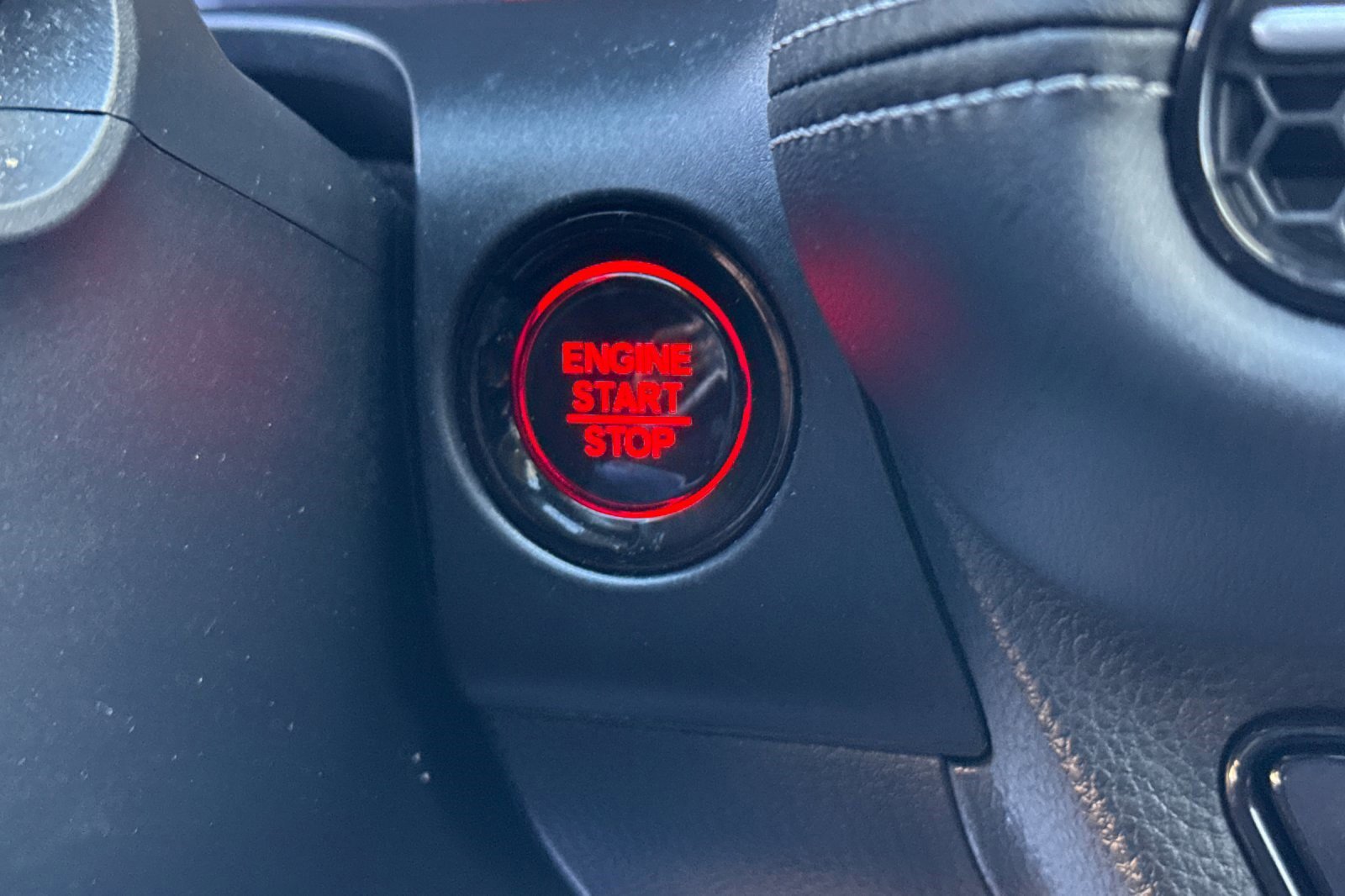 Certified 2024 Honda HR-V EX-L image 30