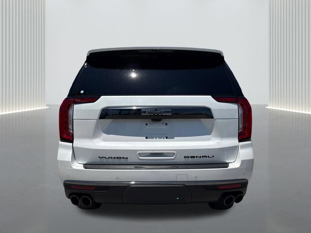 Used 2024 GMC Yukon Denali Ultimate AWD/4WD image 6
