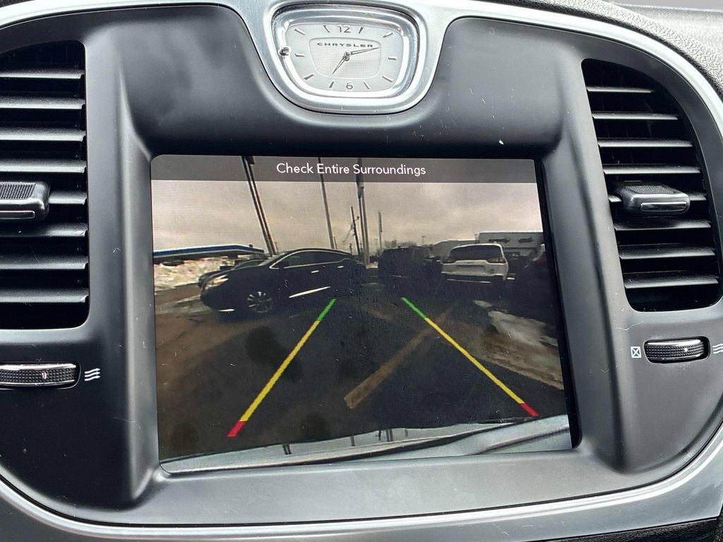 Used 2019 Chrysler 300 Touring w/ Quick Order Package 2EF image 33