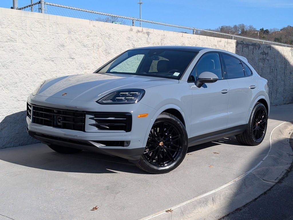 New 2026 Porsche Cayenne image 1