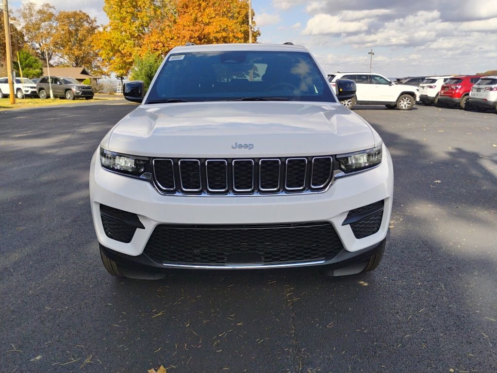 New 2025 Jeep Grand Cherokee Laredo X w/ Trailer Tow Package image 2