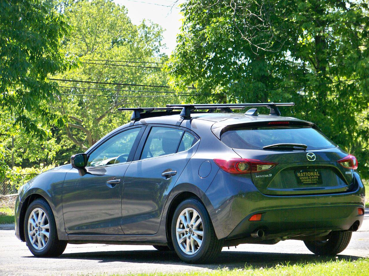 Used 2014 MAZDA MAZDA3 i Touring w/ Technology Package FWD image 8