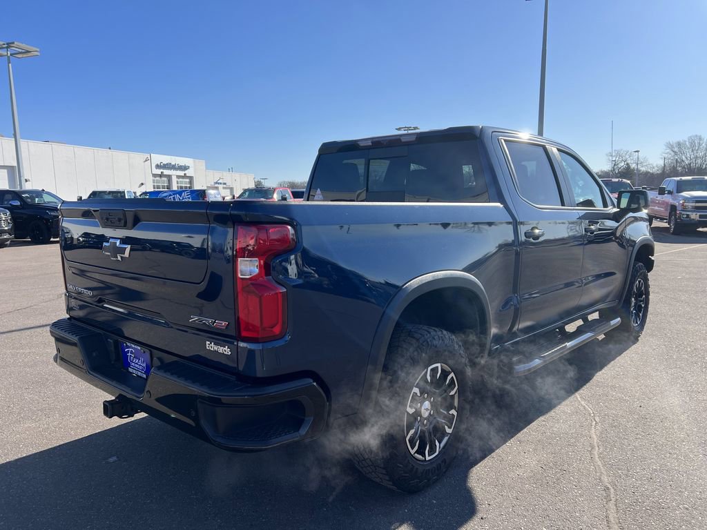 Used 2023 Chevrolet Silverado 1500 ZR2 AWD/4WD image 10