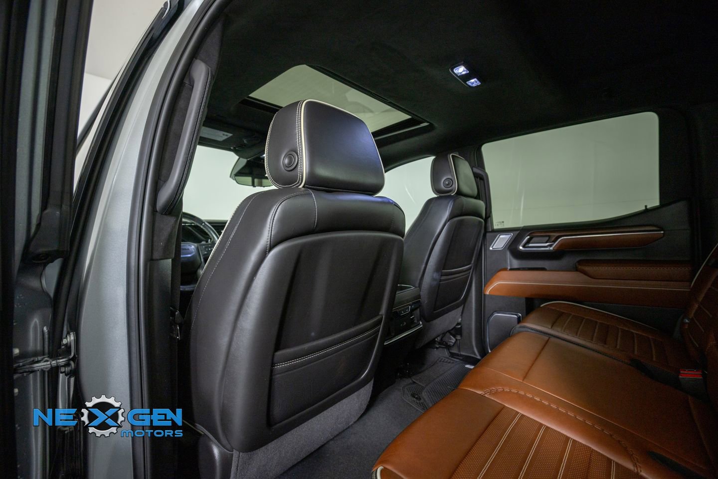 Used 2024 GMC Sierra 1500 Denali Ultimate AWD/4WD image 25