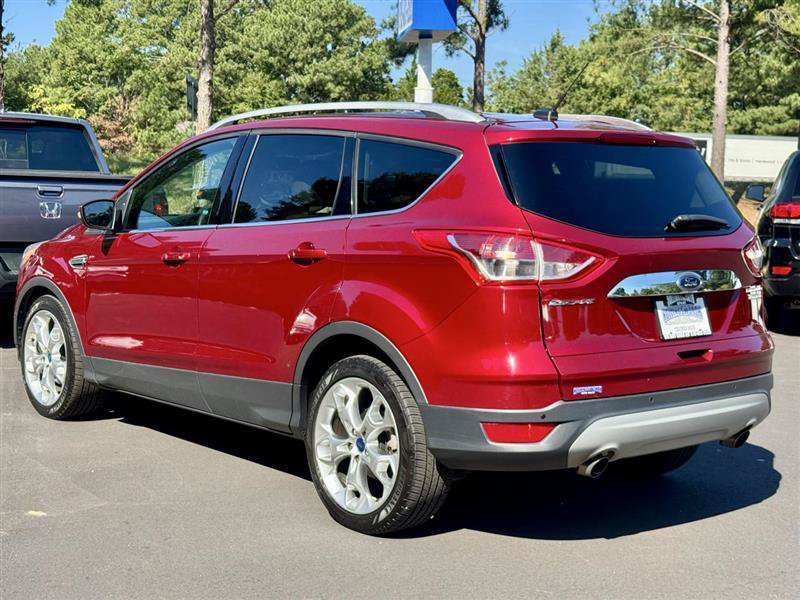 Used 2014 Ford Escape Titanium w/ Equipment Group 401A FWD image 4