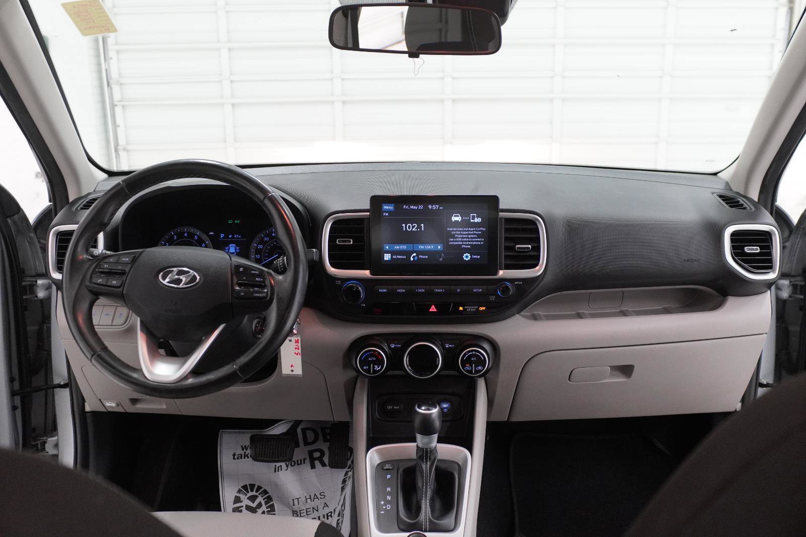 Used 2020 Hyundai Venue SEL w/ Convenience Package FWD image 33
