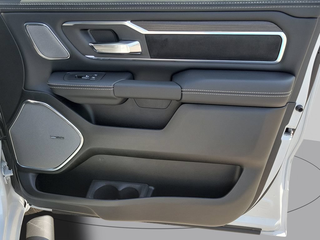 New 2026 RAM 1500 Laramie w/ Night Edition AWD/4WD image 39