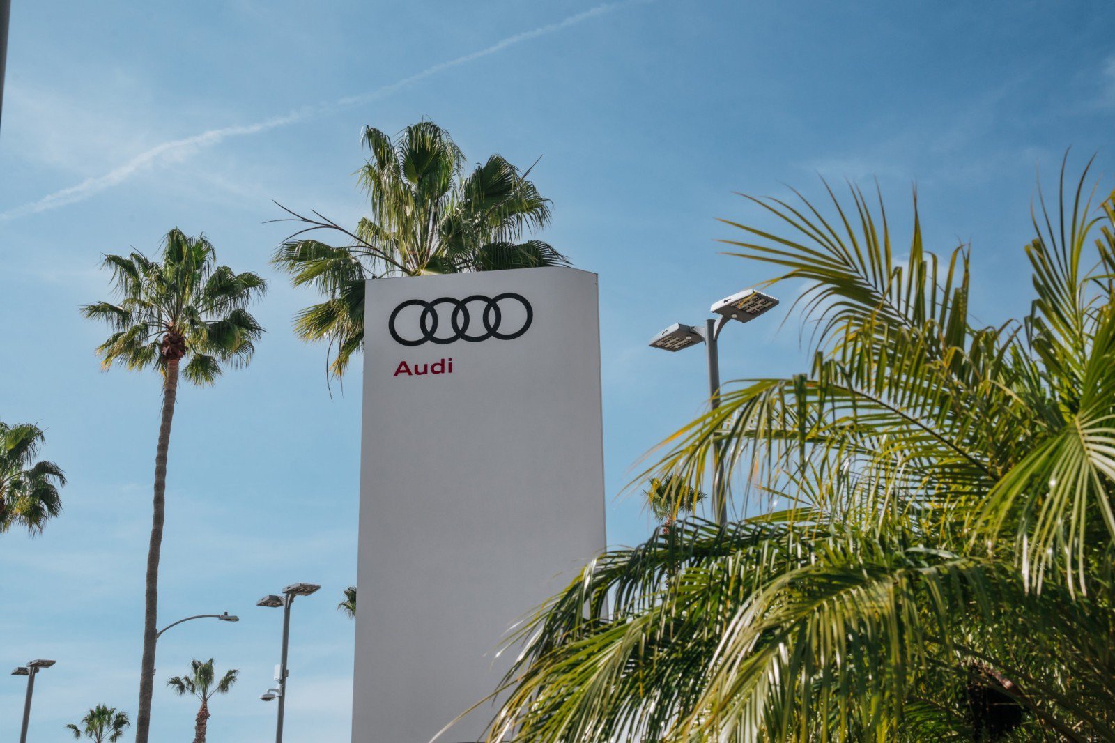 New 2027 Audi SQ6 e-tron Premium Plus AWD/4WD image 16