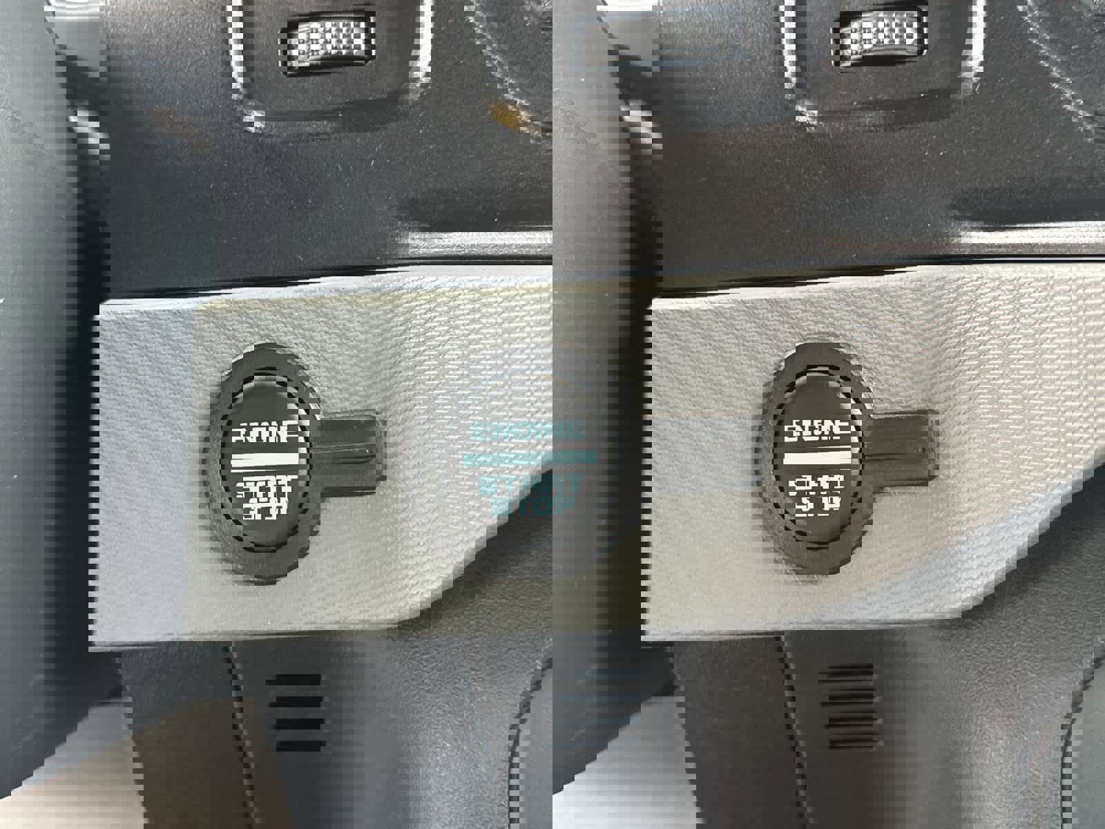 Used 2022 Ford Bronco 2-Door image 32