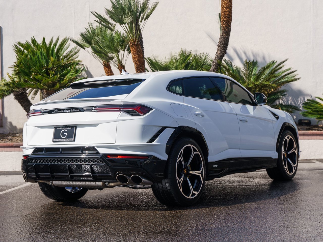 Used 2024 Lamborghini Urus S image 3