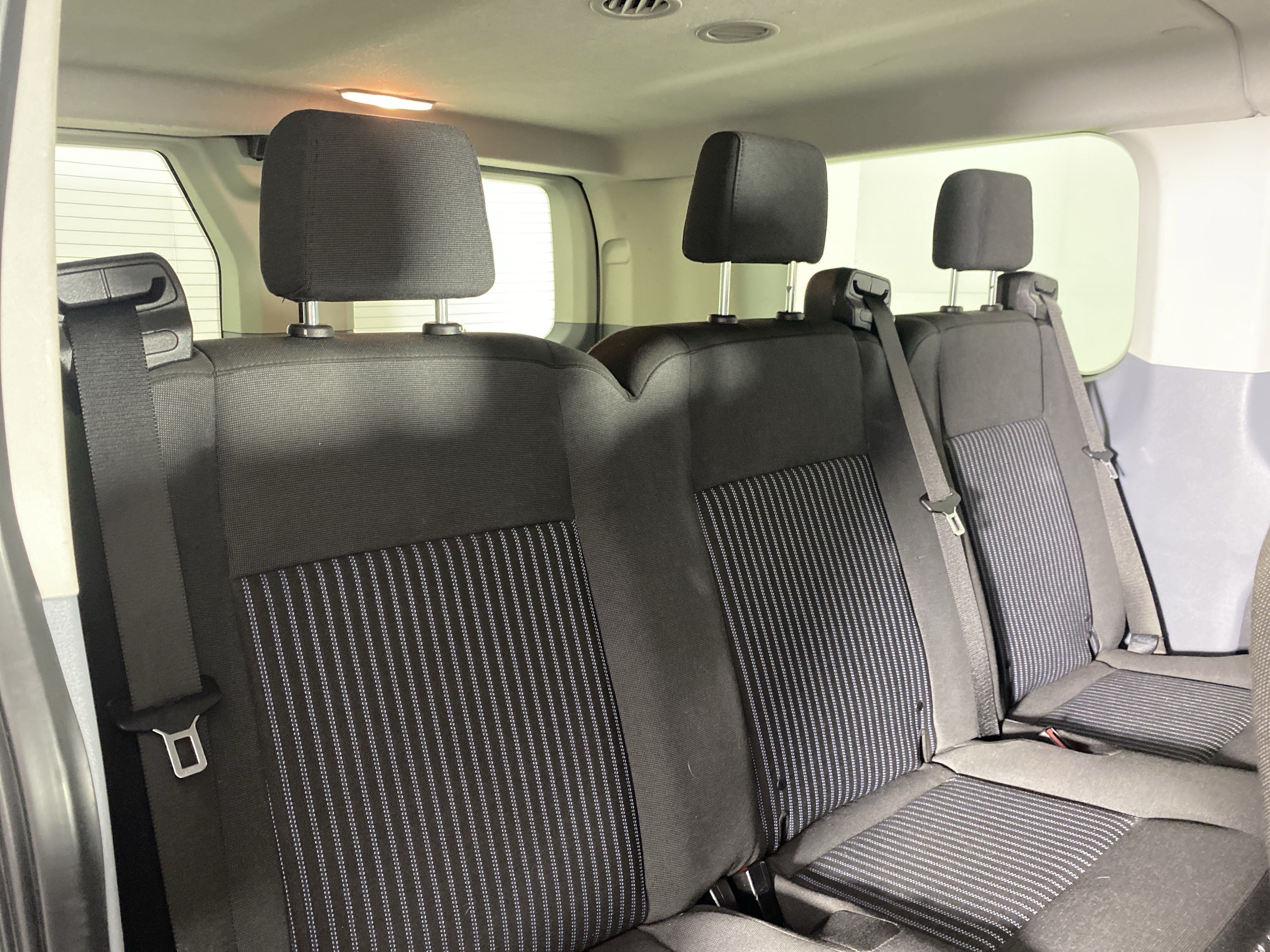 Used 2018 Ford Transit 150 XL RWD image 28
