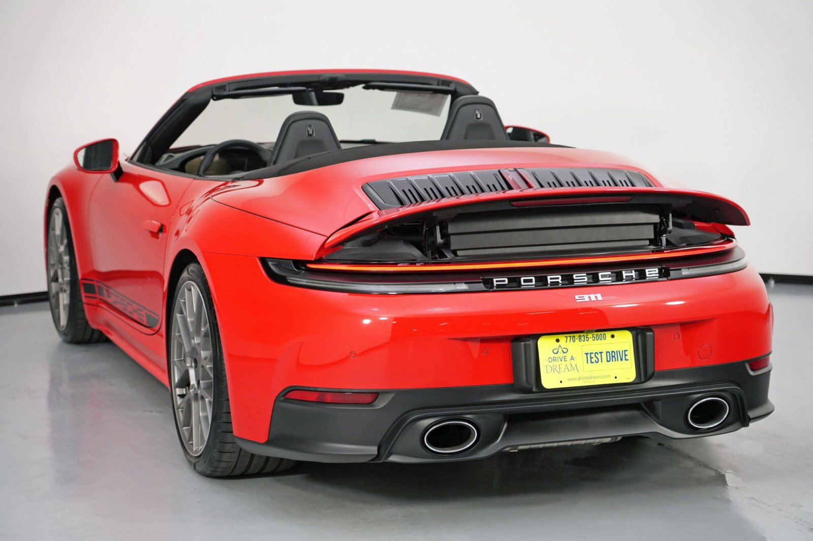 Used 2025 Porsche 911 Carrera RWD image 53