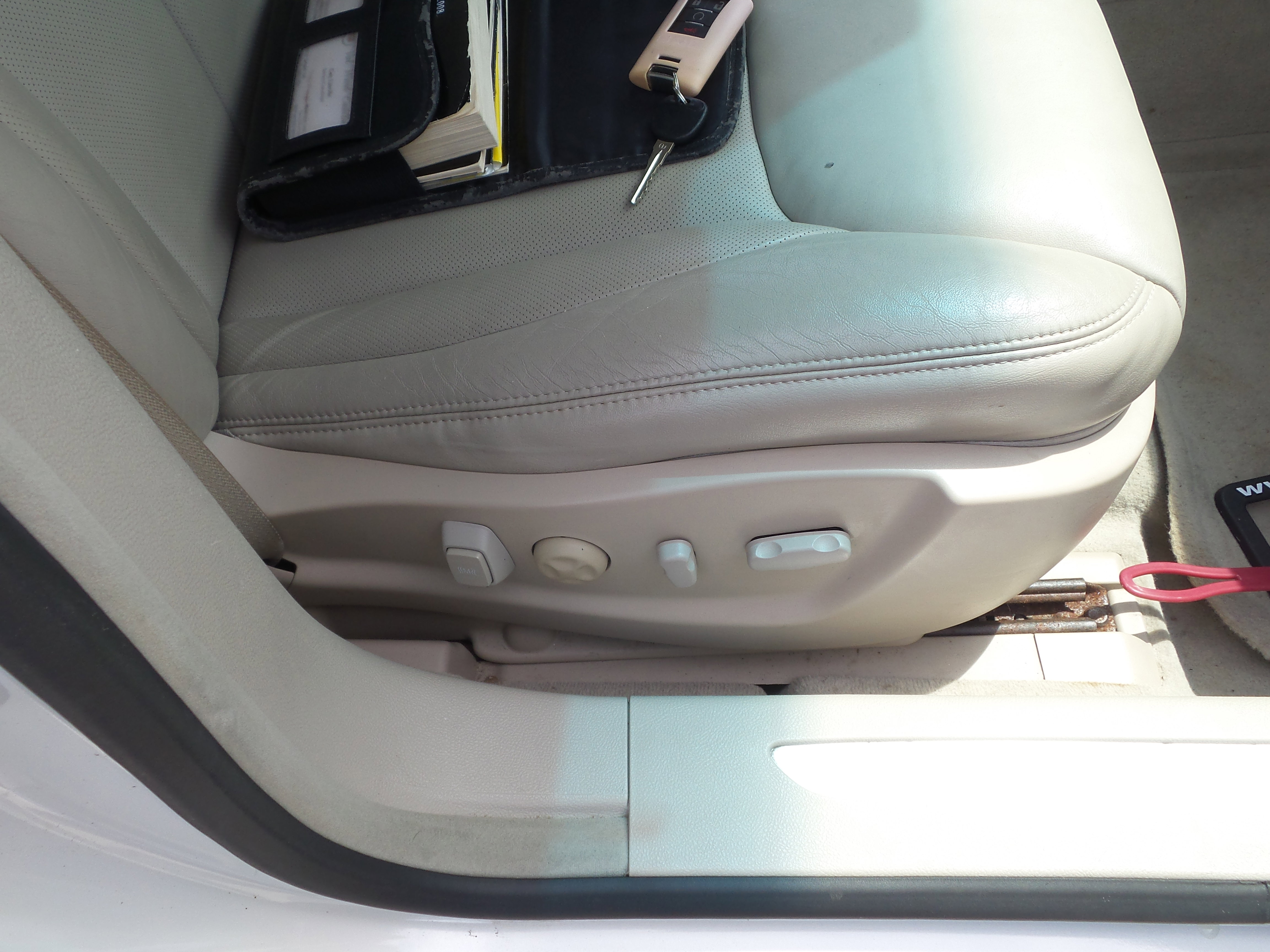 Used 2008 Cadillac DTS FWD image 67