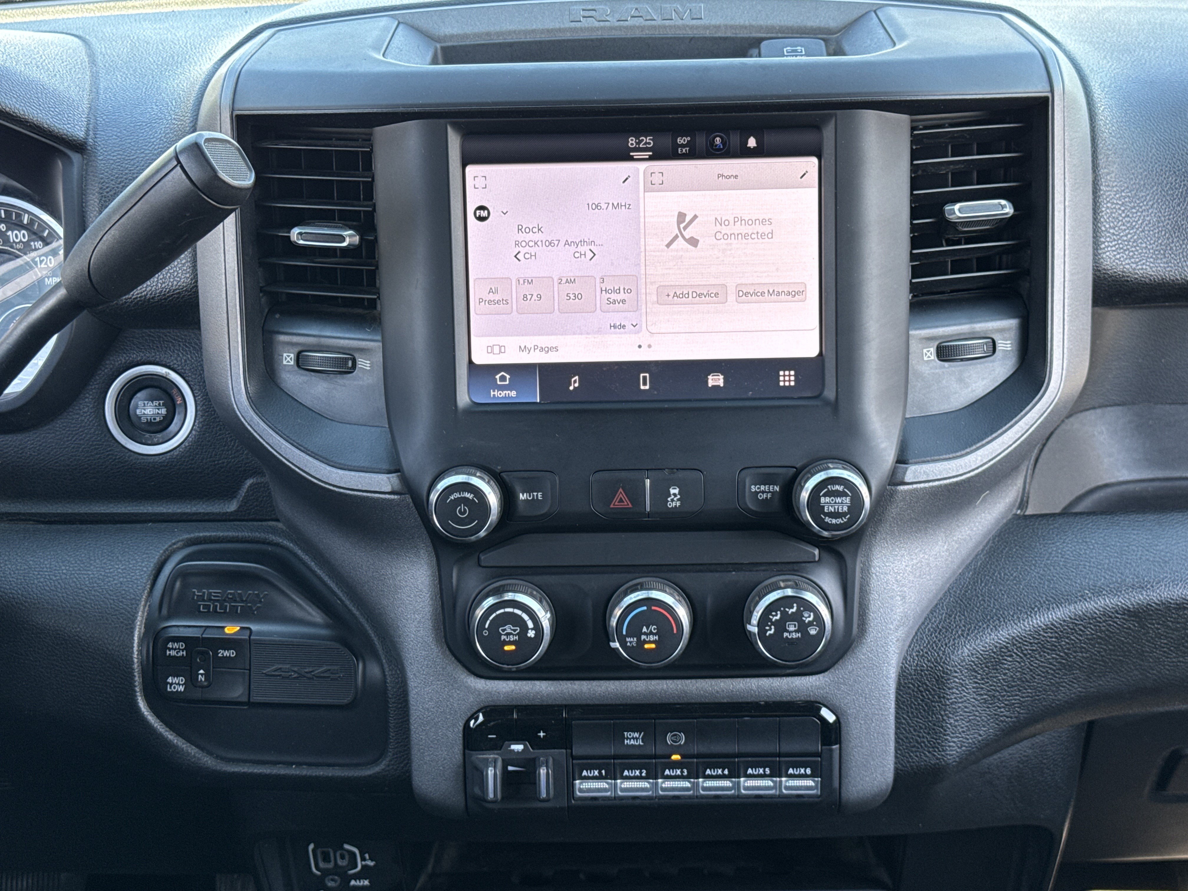 Used 2022 RAM 3500 Tradesman w/ Chrome Appearance Group AWD/4WD image 20