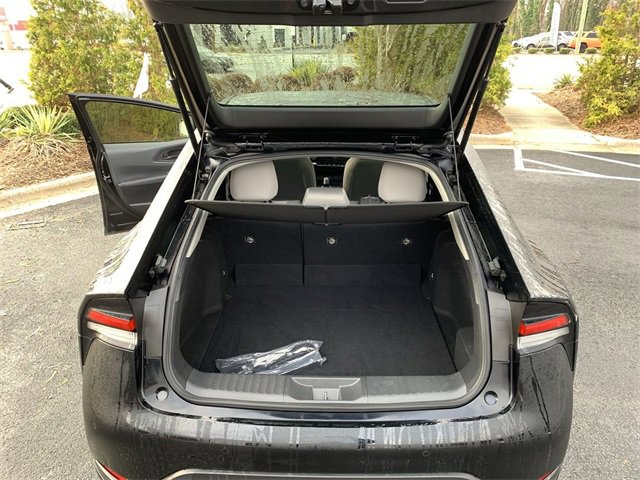 Used 2024 Toyota Prius LE image 32