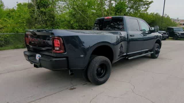 New 2026 RAM 3500 Tradesman AWD/4WD image 8