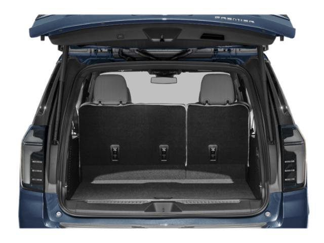 Used 2025 Chevrolet Suburban Premier image 13