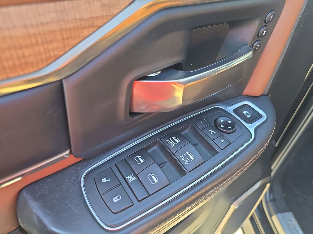 Used 2020 RAM 3500 Limited image 15