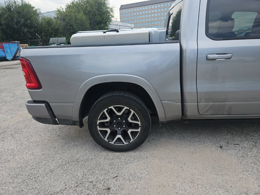 Used 2025 RAM 1500 Laramie w/ Laramie Southwest Edition AWD/4WD image 9