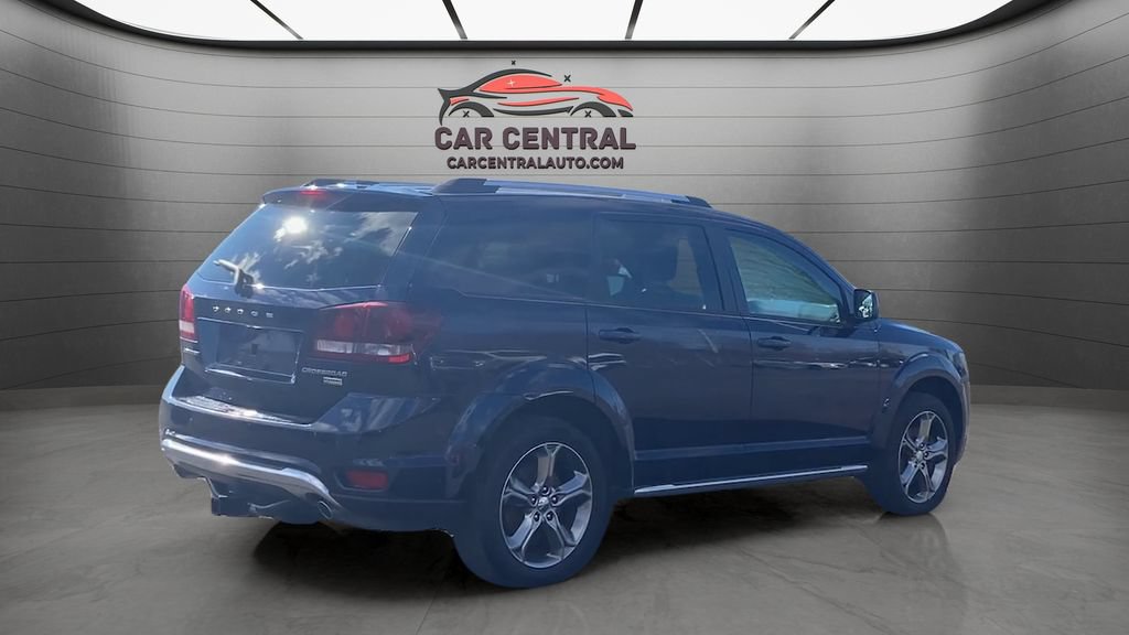 Used 2017 Dodge Journey Crossroad FWD image 5