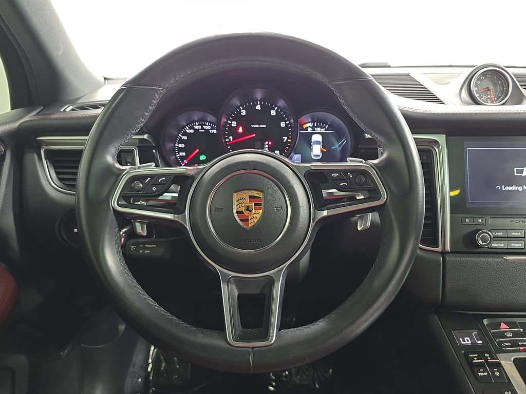 Used 2018 Porsche Macan AWD/4WD image 14