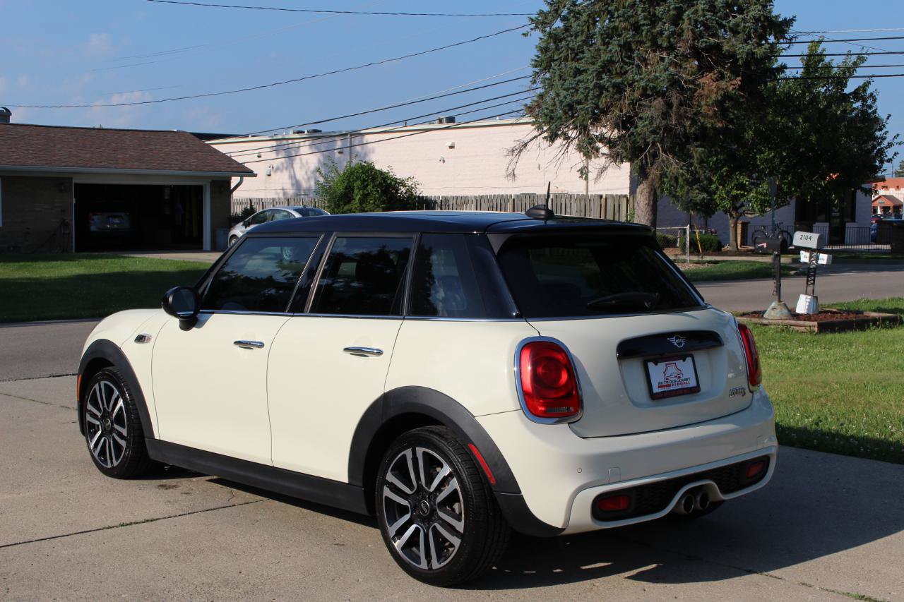 Used 2019 MINI Cooper S w/ Storage Package FWD image 7