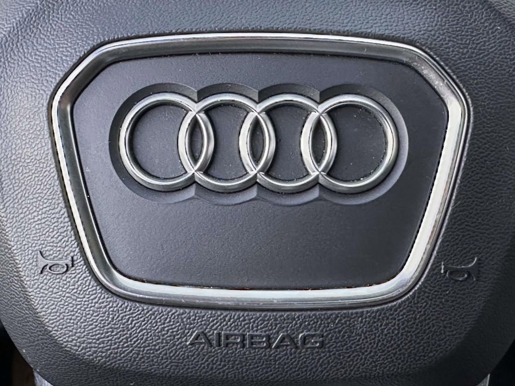 Used 2023 Audi Q7 2.0T Premium w/ Convenience Package image 23