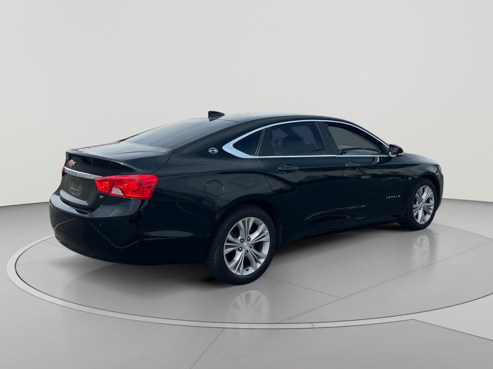 Used 2015 Chevrolet Impala LT w/ Convenience Package FWD image 5