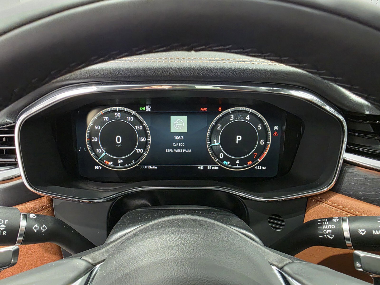 New 2026 Jaguar F-PACE R-Dynamic S image 16