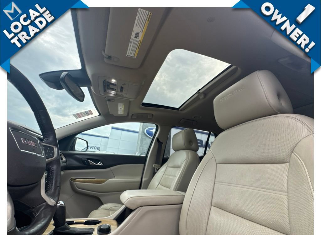 Used 2018 GMC Acadia Denali w/ Technology Package AWD/4WD image 34