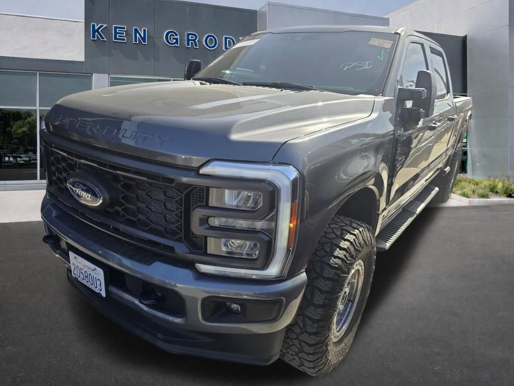 Used 2023 Ford F250 XLT w/ XLT Premium Package image 4