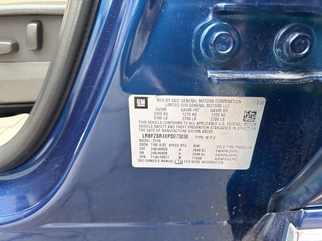 Used 2023 Buick Envision Avenir AWD/4WD image 33