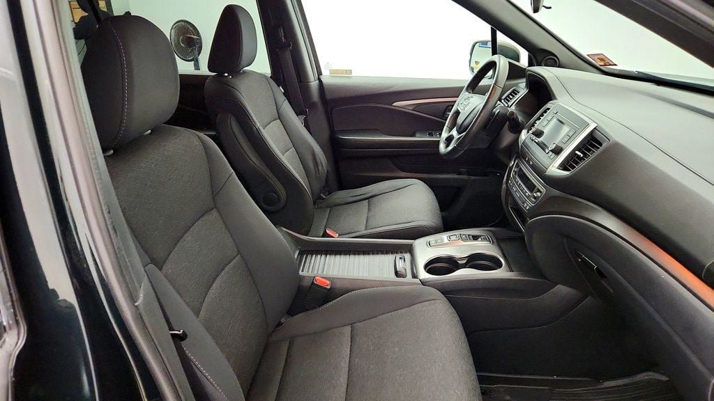 Used 2019 Honda Passport Sport image 21