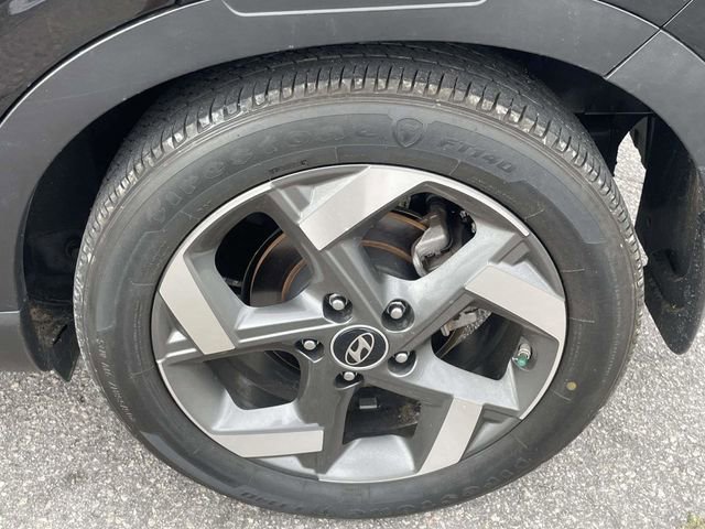 Used 2022 Hyundai Venue SEL FWD image 7