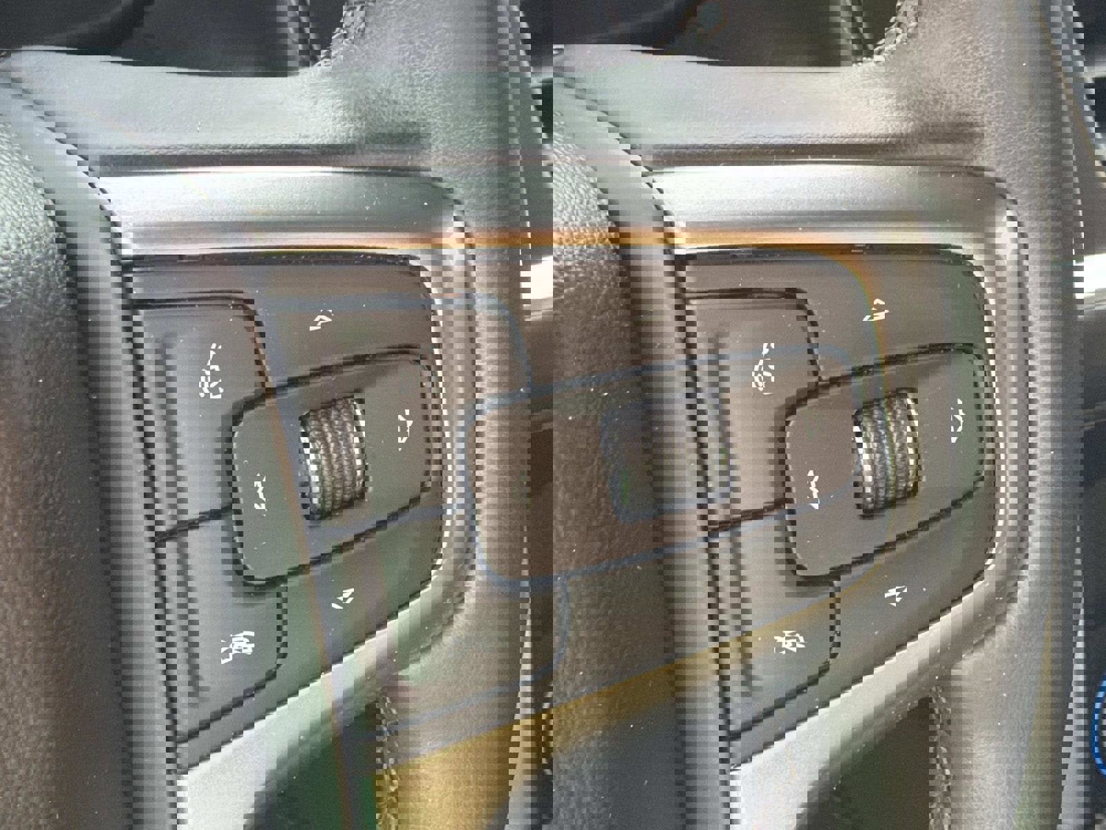 Certified 2024 Chevrolet Tahoe Z71 w/ Luxury Package image 14