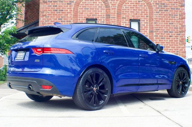 Used 2018 Jaguar F-PACE R-Sport AWD/4WD image 5
