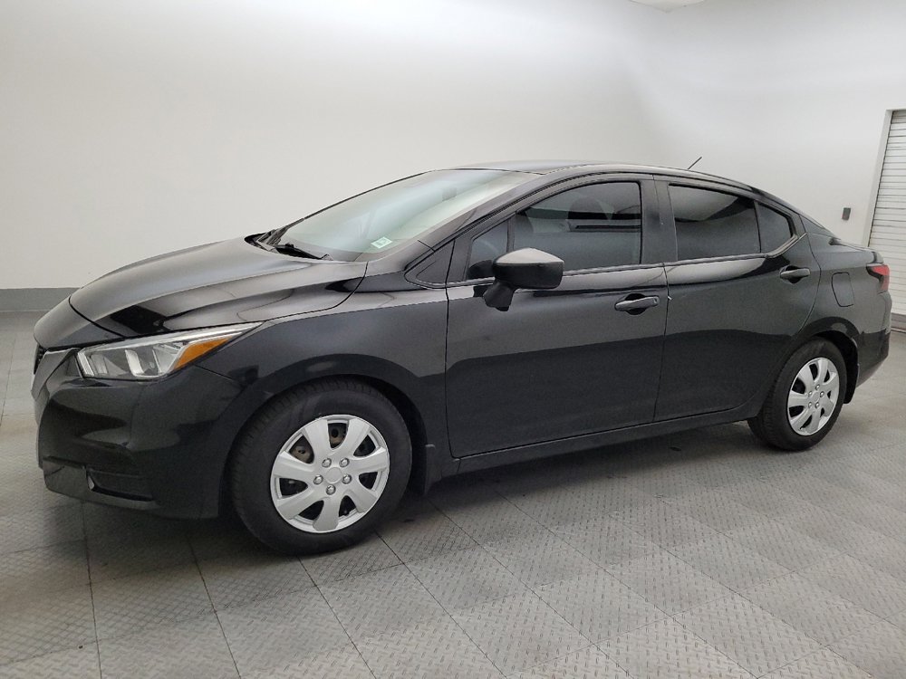 Used 2021 Nissan Versa S image 2