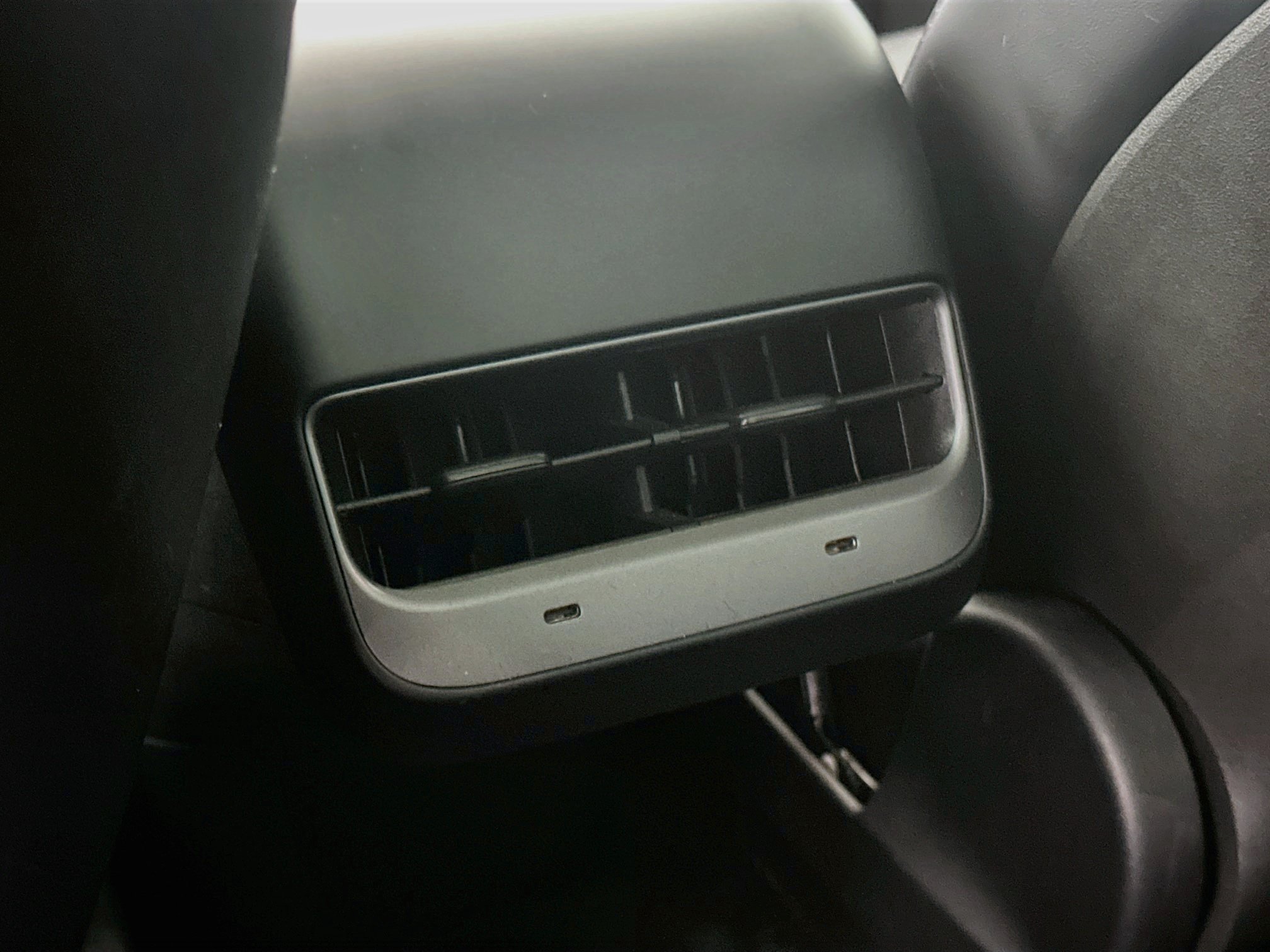 Used 2024 Tesla Model Y Long Range AWD/4WD image 26