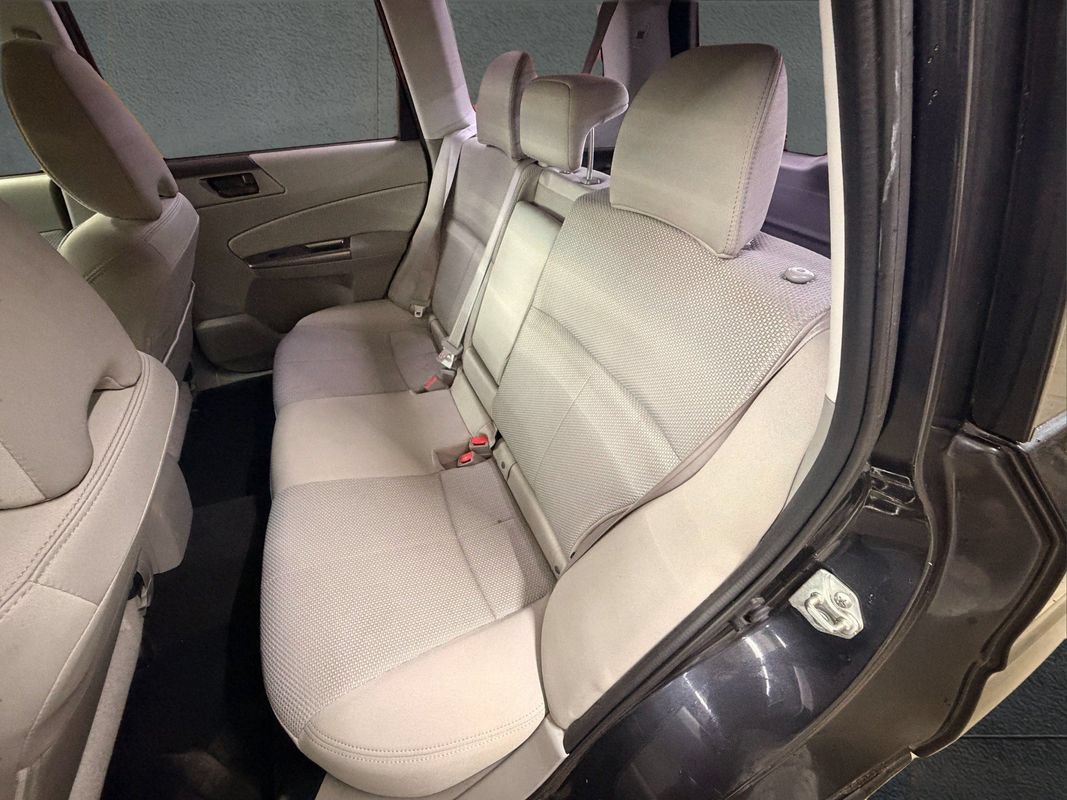 Used 2012 Subaru Forester 2.5X AWD/4WD image 14