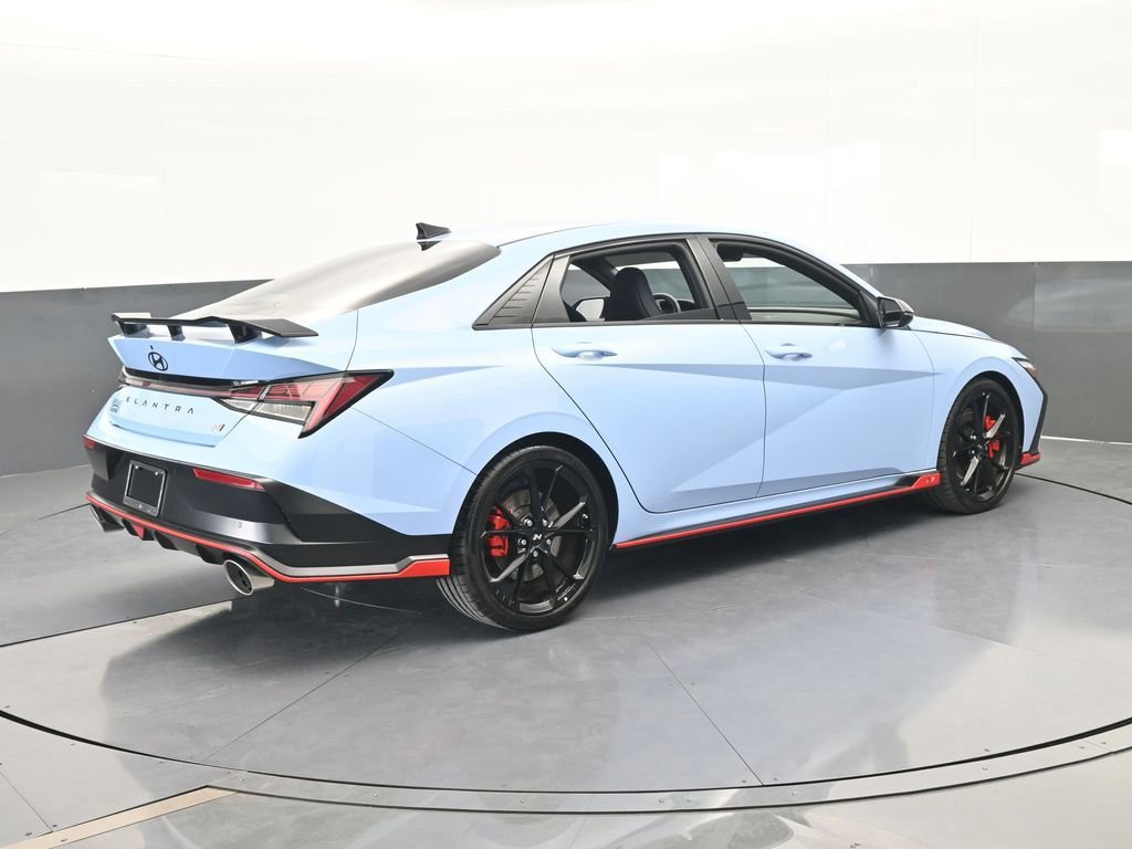 Used 2025 Hyundai Elantra N image 6