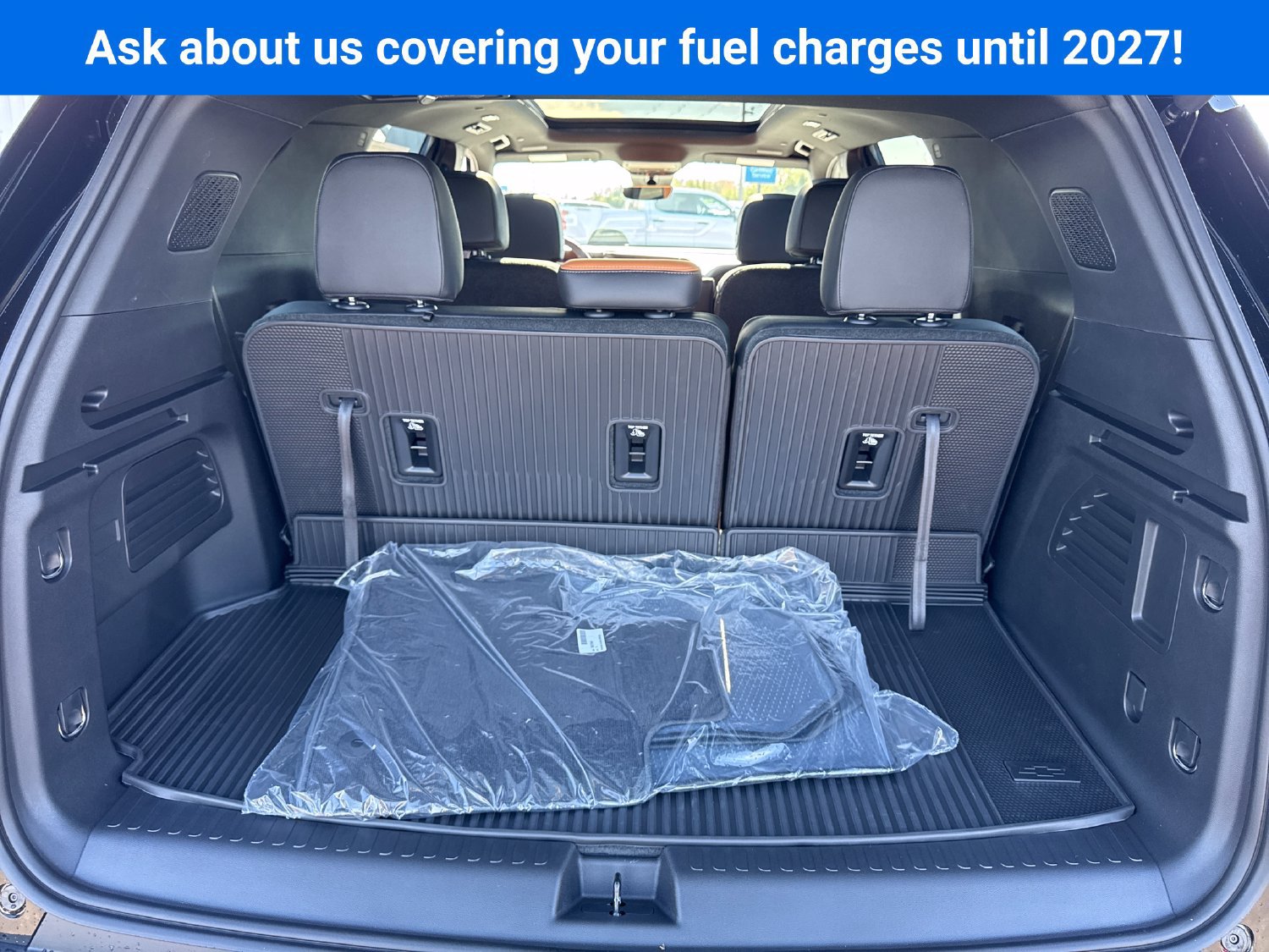 New 2027 Chevrolet Traverse Z71 w/ Driver Confidence Package AWD/4WD image 21
