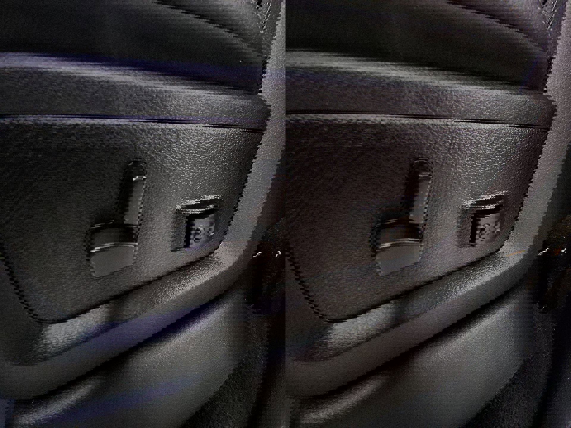 Used 2025 RAM 3500 Limited image 14